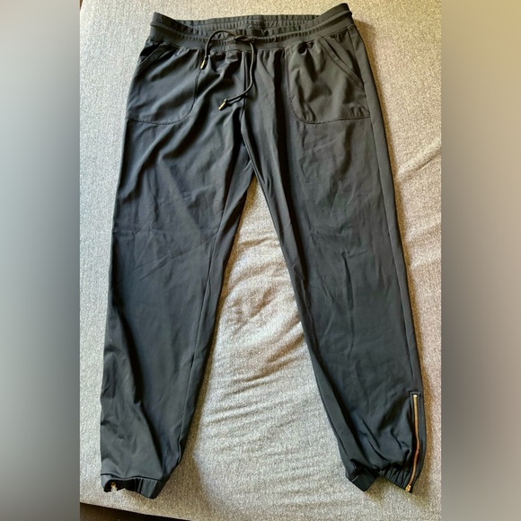 (Lot of 2) Ladies Zyia Joggers - Grey & Black - Size XXL - Picture 2 of 8